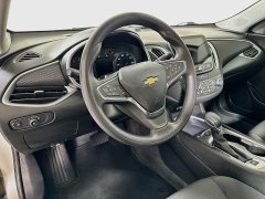 Used 2025  Chevrolet Malibu 4dr Sdn 1LT at Dutro Auto near Zanesville&comma; OH