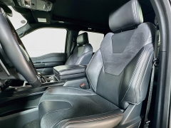 Used 2025  Ford F-150 4WD Raptor SuperCrew 5&period;5' Box at Dutro Auto near Zanesville&comma; OH