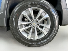 New 2026  Chevrolet Equinox FWD 4dr LT w&sol;1LT at Dutro Auto near Zanesville&comma; OH