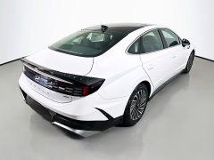 New 2026  Hyundai Sonata Hybrid SEL FWD at Graham Auto Mall near Mansfield, OH