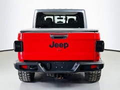Used 2022  Jeep Gladiator Sport S 4x4 at Dutro Auto near Zanesville&comma; OH