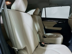 Used 2023  Toyota Highlander Hybrid Limited AWD at Dutro Auto near Zanesville&comma; OH