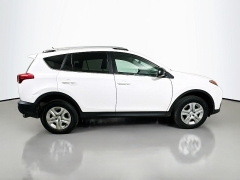 Used 2015  Toyota RAV4 4d SUV AWD LE at Graham Auto Mall near Mansfield&comma; OH
