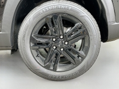 New 2026  Chevrolet Trax FWD 4dr ACTIV at Dutro Auto near Zanesville&comma; OH