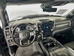 Used 2022  Ram 1500 4WD Limited Crew Cab 5'7" Box at Dutro Auto near Zanesville&comma; OH
