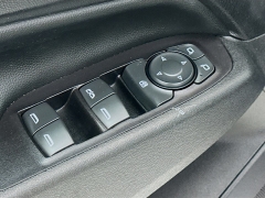 Used 2019  Chevrolet Equinox 4d SUV FWD LT w&sol;1LT at Dutro Auto near Zanesville&comma; OH