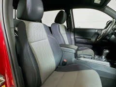 Used 2020  Toyota Tacoma 4WD Double Cab TRD Sport Auto at Dutro Auto near Zanesville&comma; OH