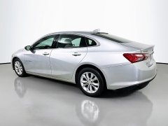 Used 2022  Chevrolet Malibu 4dr Sdn LT at Dutro Auto near Zanesville&comma; OH