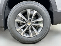 New 2026  Chevrolet Equinox FWD 4dr LT w&sol;1LT at Dutro Auto near Zanesville&comma; OH