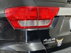 Used 2012 Jeep Grand Cherokee 4d SUV 4WD Laredo at Dutro Auto near Zanesville, OH