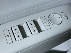 Used 2024  Hyundai Kona SEL FWD at Graham Auto Mall near Mansfield&comma; OH