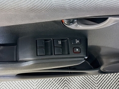 Used 2010  Honda Fit 5d Hatchback Base Auto at Dutro Auto near Zanesville&comma; OH