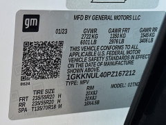 Used 2023  GMC Acadia AWD 4dr SLT at Dutro Auto near Zanesville&comma; OH