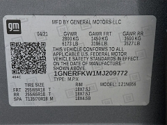Used 2021  Chevrolet Traverse FWD 4dr LS w&sol;1LS at Dutro Auto near Zanesville&comma; OH