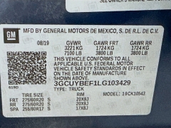 Used 2020  Chevrolet Silverado 1500 4WD Crew Cab Custom at Dutro Auto near Zanesville&comma; OH