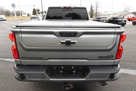 Used 2024  Chevrolet Silverado 2500HD 4WD Crew Cab 159" High Country Gas at Dutro Auto near Zanesville&comma; OH
