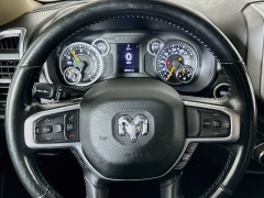 Used 2020  Ram 1500 4WD Crew Cab Big Horn at Dutro Auto near Zanesville&comma; OH