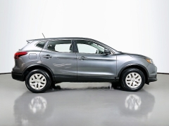 Used 2018  Nissan Rogue Sport 4d SUV AWD S at Graham Auto Mall near Mansfield&comma; OH