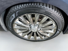 Used 2015  Kia K900 4d Sedan Luxury at Graham Auto Mall near Mansfield&comma; OH