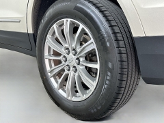 Used 2017  Cadillac XT5 4d SUV FWD Luxury at Dutro Auto near Zanesville, OH