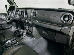 Used 2022  Jeep Wrangler Unlimited Sahara 4x4 at Graham Auto Mall near Mansfield&comma; OH