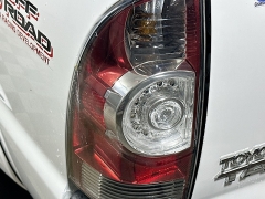 Used 2013  Toyota Tacoma 4WD Access Cab V6 Auto at Dutro Auto near Zanesville&comma; OH