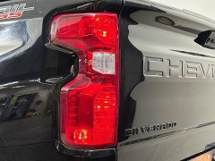 Used 2023  Chevrolet Silverado 1500 4WD Crew Cab 147" Custom Trail Boss at Dutro Auto near Zanesville&comma; OH