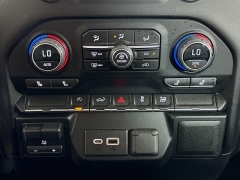 Used 2019  Chevrolet Silverado 1500 4WD Crew Cab RST at Dutro Auto near Zanesville&comma; OH