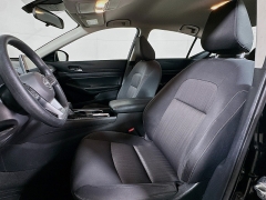 Used 2024  Nissan Altima 2&period;5 SV Sedan at Dutro Auto near Zanesville&comma; OH