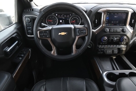 Used 2022  Chevrolet Silverado 2500HD 4WD Crew Cab 159" High Country Dsl at Dutro Auto near Zanesville&comma; OH