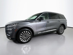 Used 2024  Lincoln Aviator Premiere AWD at Dutro Auto near Zanesville&comma; OH
