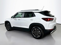 Used 2024  Chevrolet Trailblazer FWD 4dr LT at Dutro Auto near Zanesville&comma; OH