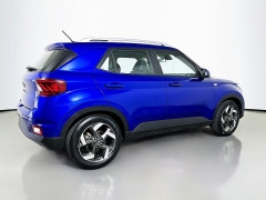 Used 2023  Hyundai Venue Limited IVT at Graham Auto Mall near Mansfield, OH