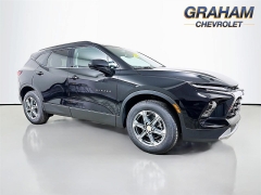 New 2026  Chevrolet Blazer AWD 4dr LT w&sol;2LT at Dutro Auto near Zanesville&comma; OH