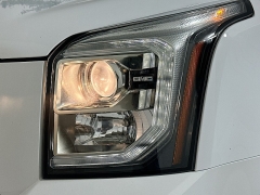 Used 2019  GMC Yukon 4d SUV 4WD SLE at Graham Auto Mall near Mansfield&comma; OH