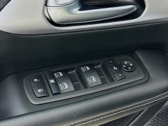 Used 2025  Chrysler Pacifica Limited FWD at Dutro Auto near Zanesville&comma; OH