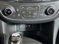Used 2019  Chevrolet Equinox 4d SUV FWD LT w&sol;1LT at Dutro Auto near Zanesville&comma; OH