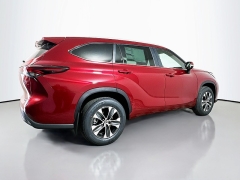 New 2026  Toyota Highlander XLE AWD at Dutro Auto near Zanesville, OH