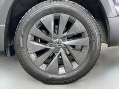 Used 2024  Volkswagen Taos S FWD at Dutro Auto near Zanesville, OH