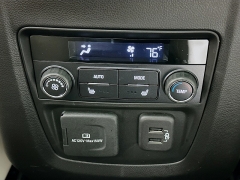 Used 2023  Buick Enclave AWD 4dr Avenir at Graham Auto Mall near Mansfield&comma; OH