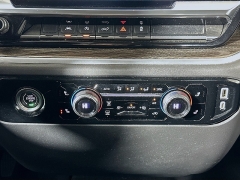 Used 2022  Chevrolet Silverado 1500 4WD Crew Cab 147" LT w&sol;2FL at Graham Auto Mall near Mansfield&comma; OH