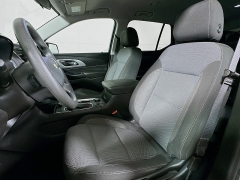Used 2021  Chevrolet Traverse AWD 4dr LS w&sol;1LS at Dutro Auto near Zanesville&comma; OH