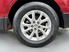 Used 2018  Chevrolet Equinox 4d SUV AWD LT w&sol;1LT at Graham Auto Mall near Mansfield&comma; OH