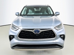 Used 2022  Toyota Highlander Hybrid Platinum AWD at Dutro Auto near Zanesville&comma; OH