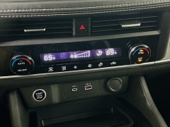 Used 2023  Nissan Rogue FWD SV at Graham Auto Mall near Mansfield&comma; OH