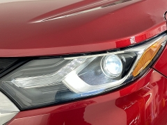 Used 2020  Chevrolet Equinox 4d SUV FWD LT w&sol;2FL at Dutro Auto near Zanesville&comma; OH