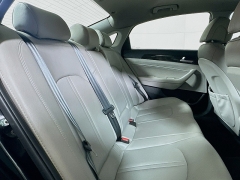 Used 2017  Hyundai Sonata 4d Sedan Limited at Dutro Auto near Zanesville&comma; OH