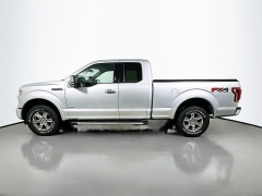 Used 2017  Ford F-150 4WD SuperCab Lariat at Dutro Auto near Zanesville&comma; OH