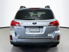 Used 2013  Subaru Outback 4d SUV i Premium CVT at Graham Auto Mall near Mansfield&comma; OH