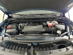 New 2026  Chevrolet Suburban 4WD 4dr LT at Dutro Auto near Zanesville, OH